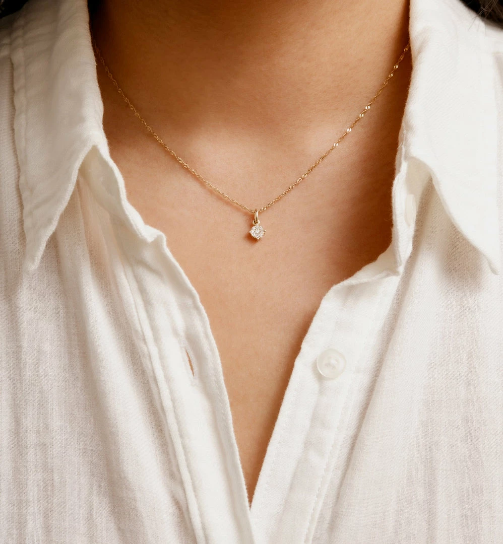 Cadine Crisantha Necklace - 14kt Solid Gold Jewellery 2 Cadine Crisantha Necklace - 14kt Solid Gold Jewellery