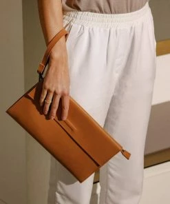 Cadine Bags The Lightweight Bag - Camel Leather
