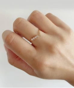 Cadine Garland Ring - 14kt Solid Gold Jewellery