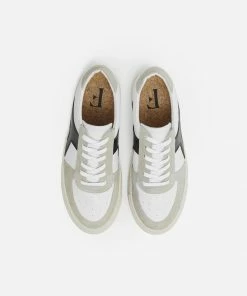 Flattered Solna Sneaker - Sand/Black Leather Footwear