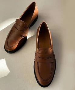 Flattered Footwear Sara Flats - Caramel Leather