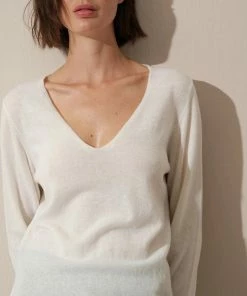 Cadine Niche Sweater - Ivory Clothing