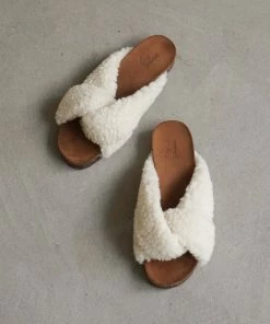 Flattered Lou Sandal - Creme Teddy