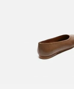 Flattered Nikki Flats - Brown Leather Footwear